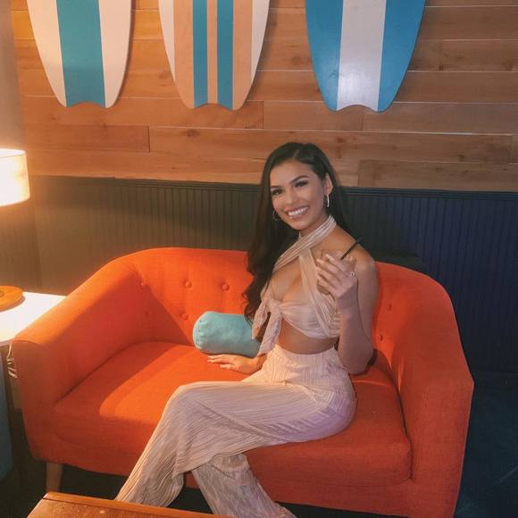 Meet your Posher, Jewel - Picture 1 of 1